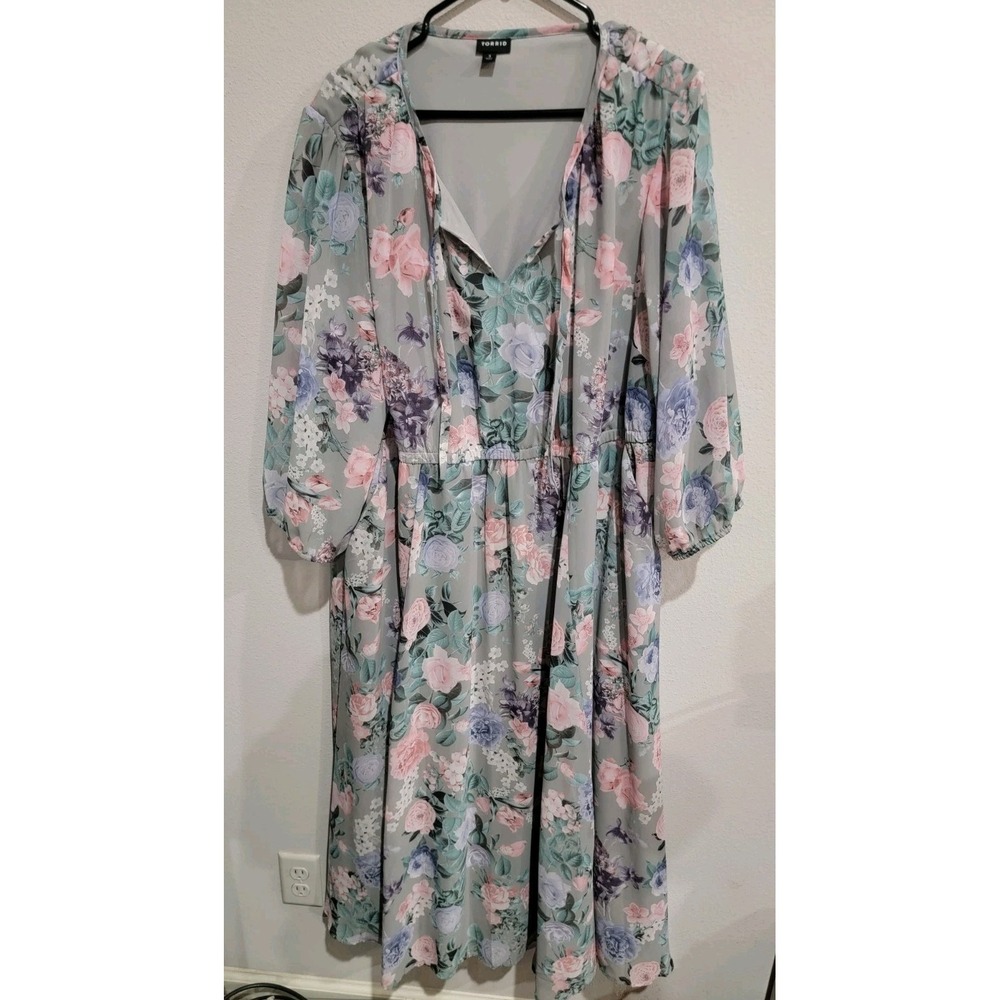 TORRID Floral Chiffon Tea Length Tie Front Dress 3/4 Sleeve Women's Plus Sz 3 3X